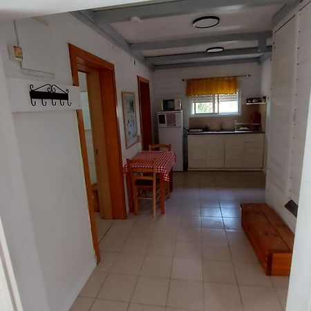 Pundak Guesthouse モシャヴ・ラマト エクステリア 写真