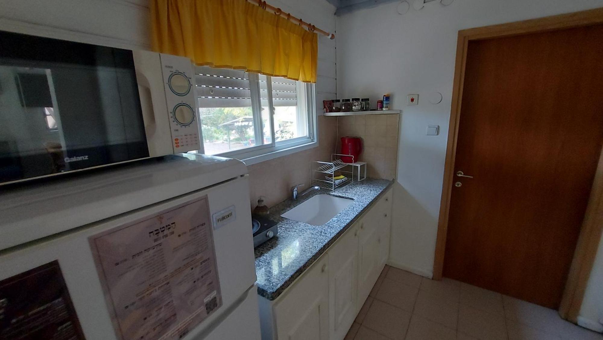 Pundak Guesthouse モシャヴ・ラマト エクステリア 写真